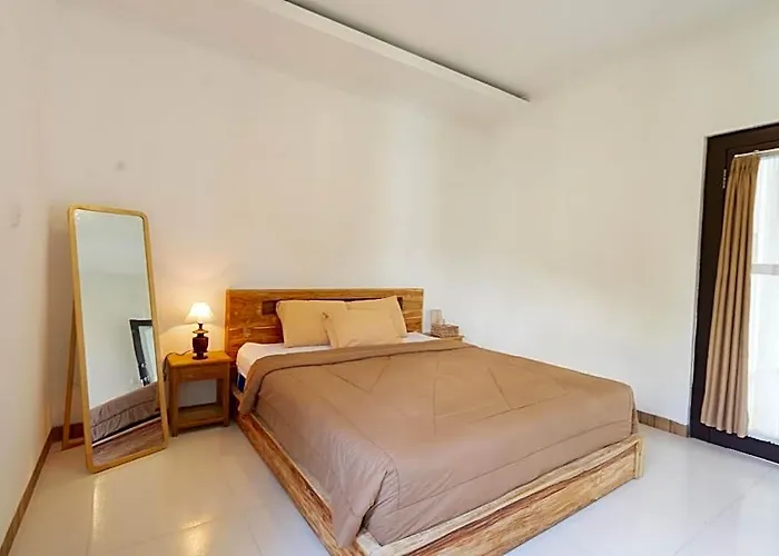 Dangka Kintamani Mitra Reddoorz 2*